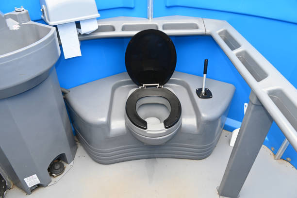 Best Luxury portable toilet rental  in Crestline, CA